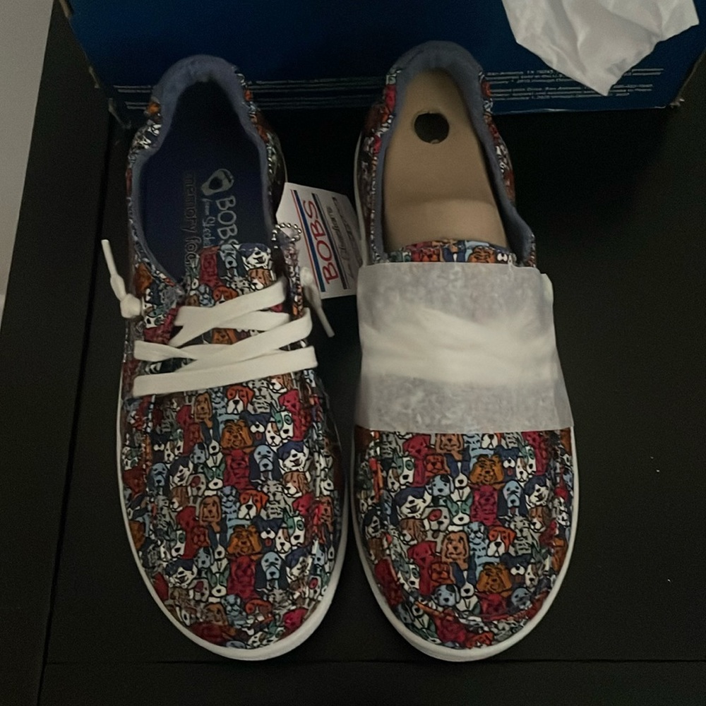 Women’s Bobs Sketchers Dog Edition